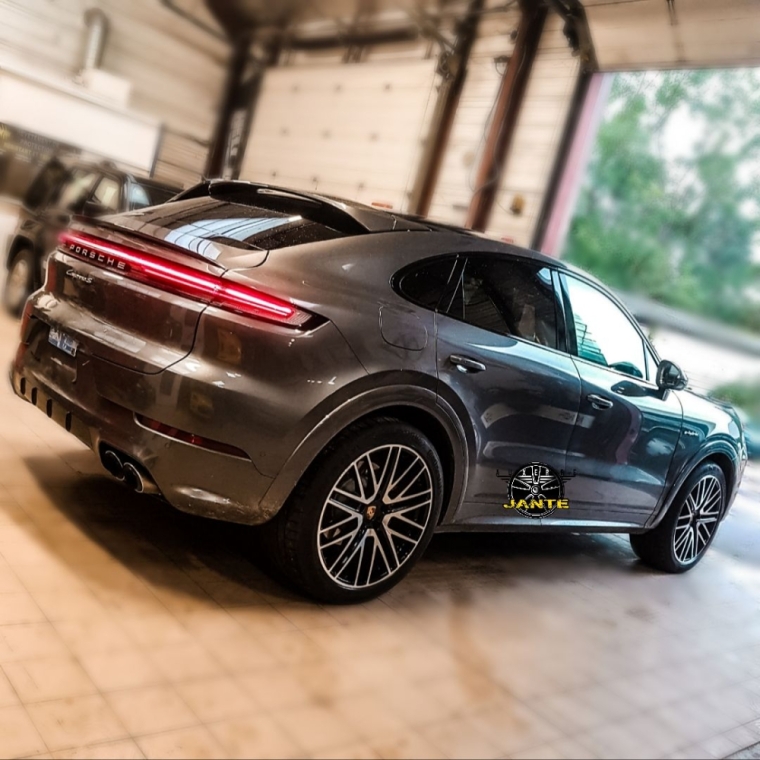 Auxerre jante rénove les jantes alu de Porsche Cayenne