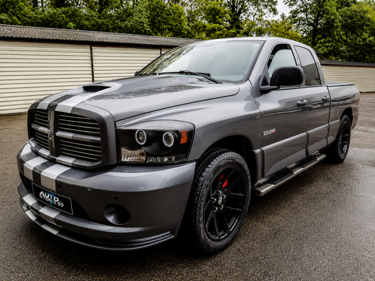 Auto-Store 89, partenaire pneumatique à Auxerre — Dodge Ram SRT10 sur jantes 22 pouces