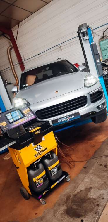 Le garage Auto-Store 89 à Auxerre, dans l'Yonne, vous propose la vidange et le nettoyage de votre boîte de vitesse automatique !, Auxerre, Auto-Store 89