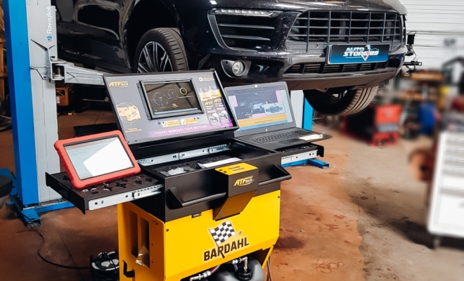 A Auxerre, dans votre garage Auto-Store 89, vidange de boite automatique sur véhicule Porsche
